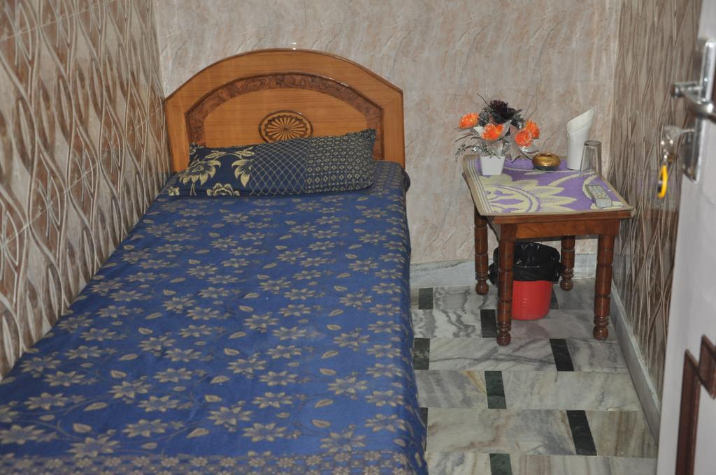 Hotel Pari 贾朗达尔 外观 照片