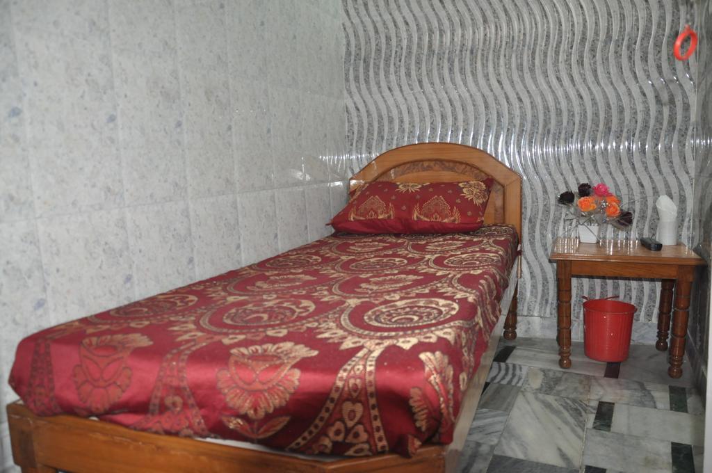 Hotel Pari 贾朗达尔 外观 照片